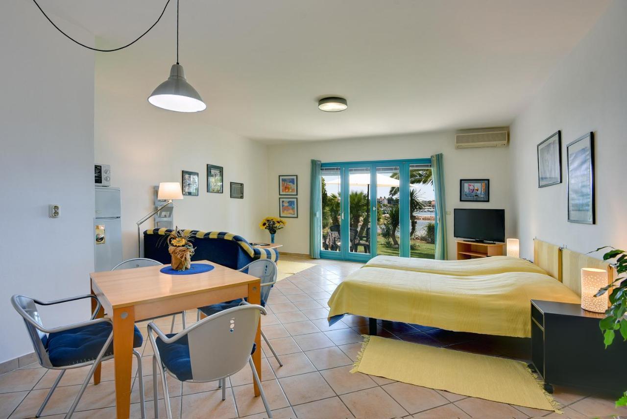 Apartments Villa Ana Medulin Buitenkant foto