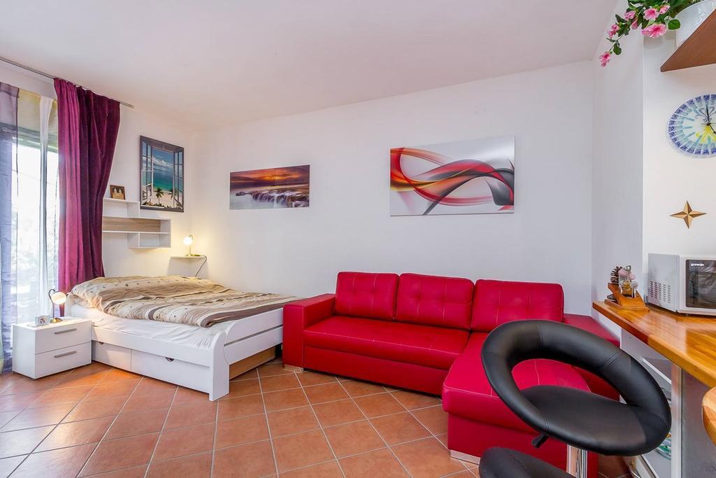 Apartments Villa Ana Medulin Buitenkant foto